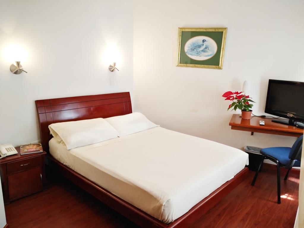 Teusaquillo Boutique Hotel Богота Екстер'єр фото