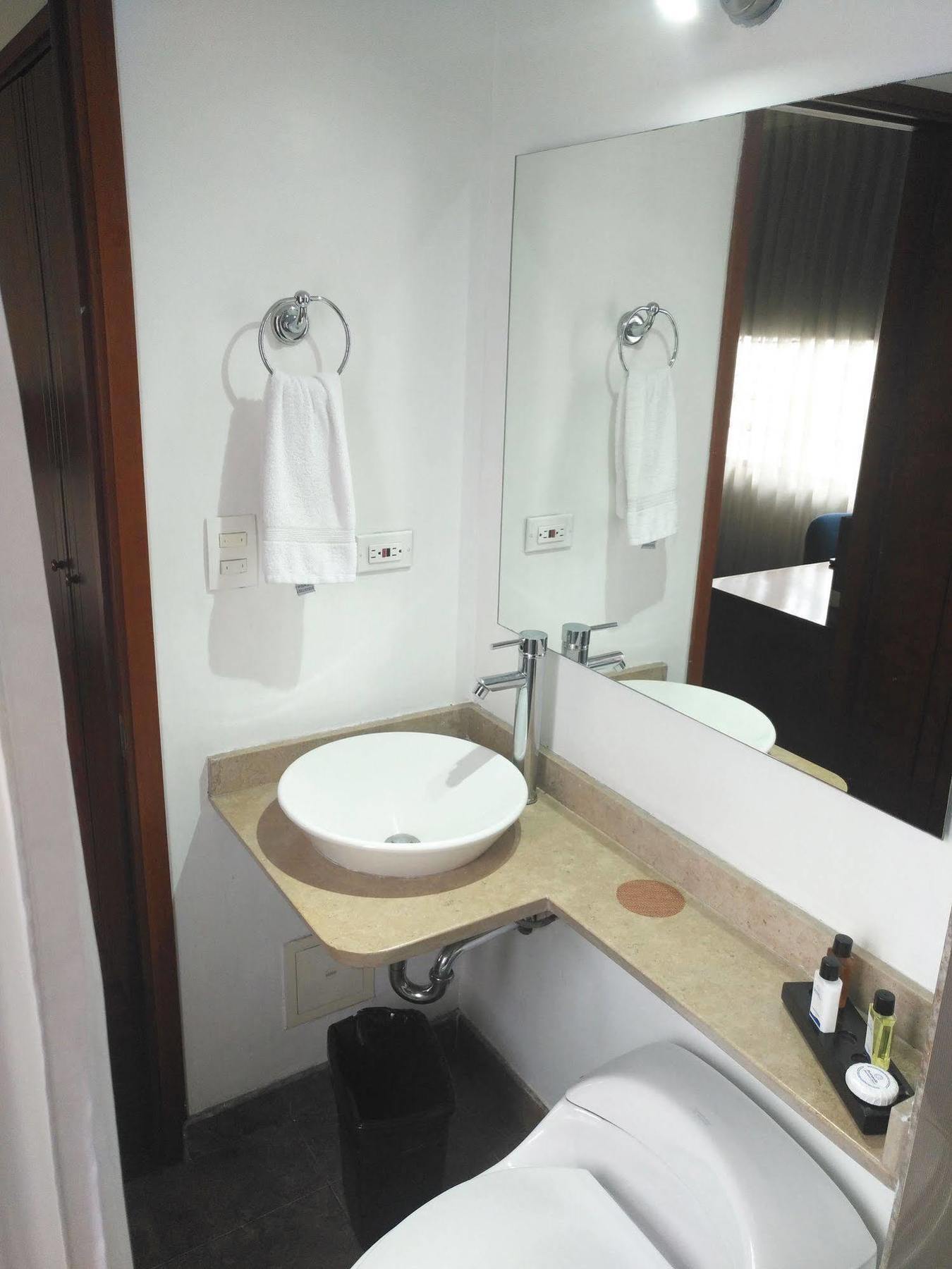 Teusaquillo Boutique Hotel Богота Екстер'єр фото